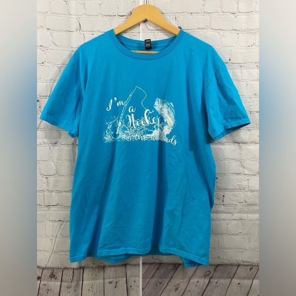 Anvil Womens Plus Size 2XL Ocean Blue Im A Hooker On The Weekend Fishing T-Shirt